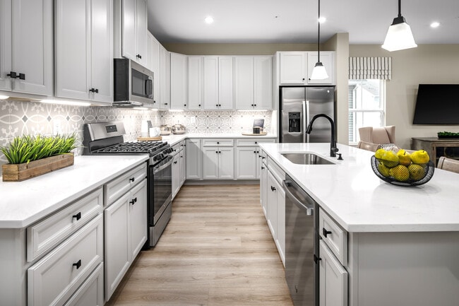 40 Willow Ln unit 36142933, Parsippany-Troy Hills, NJ 07054 - photo 4