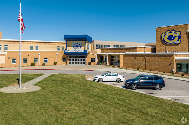 William Chrisman High School recieved a B- from the school grading website Niche.