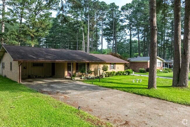 Some ranch-style homes sit on the west side of Camden and offer half-acre lots and an abundance of shade trees.
