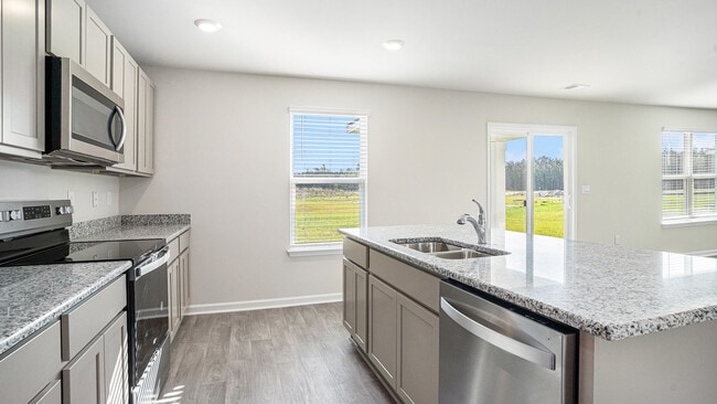 374 Acosta Cir, Conway, SC 29527 - photo 2