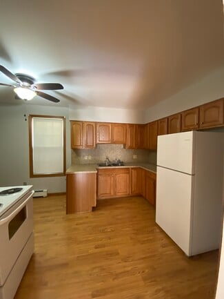 224 Providence St, Woonsocket, RI 02895