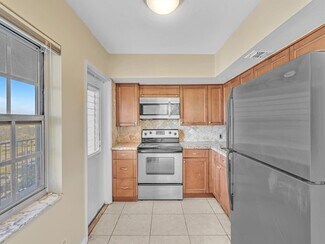 3150 N Palm Aire Dr Unit 508, Pompano Beach, FL 33069