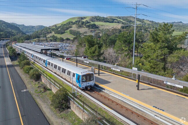 Orinda's BART connects Crestview to the rest of the Bay Area.