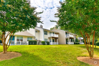 3412 Hilldale Way, Charlotte, NC 28226
