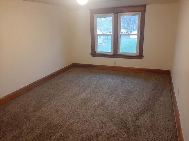 157 W 7th St, Salem, OH 44460 - photo 7