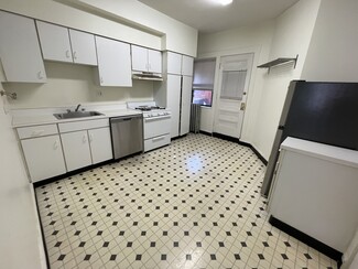 123 Park St Unit 3, Brookline, MA 02446