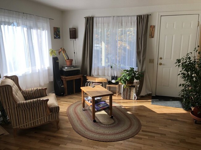 2435 Jefferson St, Eugene, OR 97405 - photo 5