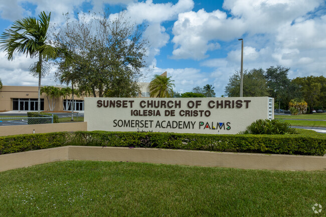 The Somerset Academy Palms sign.