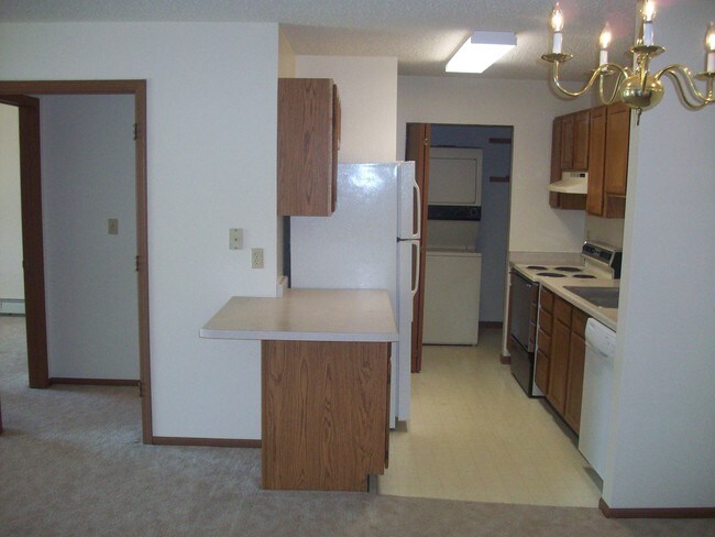 Grace Manor Apts., LLC, Oconomowoc, WI 53066 - photo 4