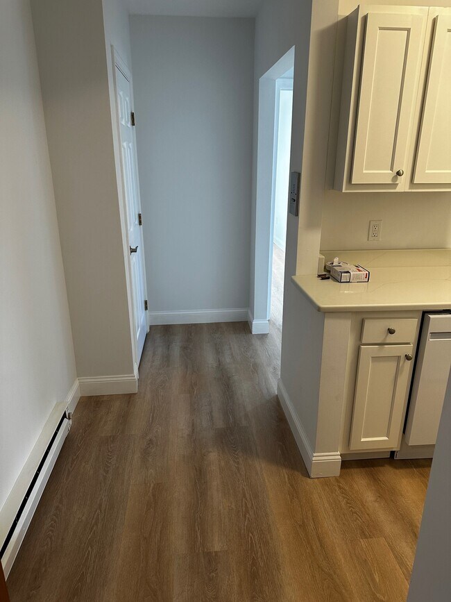 111 Norway St unit 404, Boston, MA 02115 - photo 6