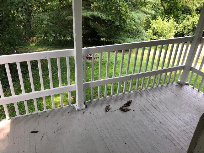 445 Pennsylvania Ave unit 2, Morgantown, WV 26501 - photo 2