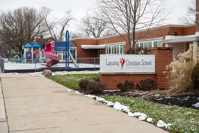 Lansing Christain School in Lansing, IL, has a student teacher ratio of 16 to 1.