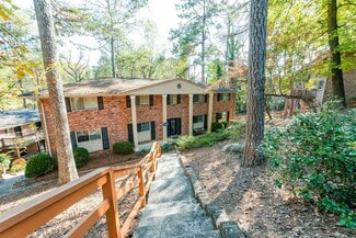 2516 Peachwood Cir NE, Atlanta, GA 30345