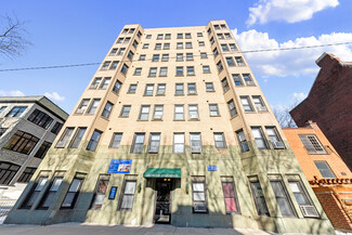 550 W Arlington Place Unit 704, Chicago, IL 60614
