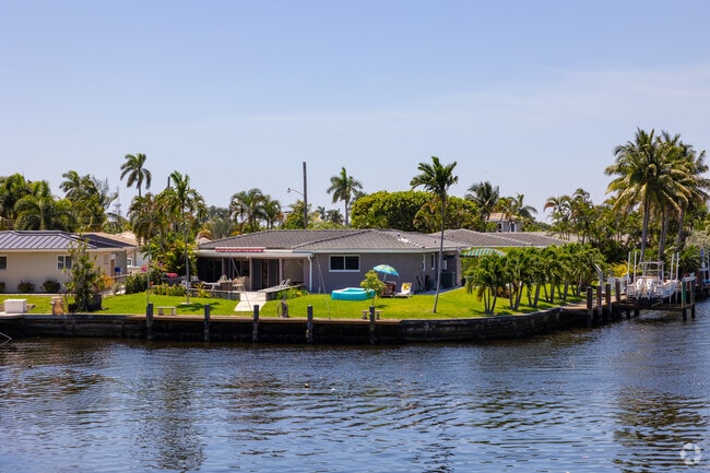 Waterfront ranch style home in Garden Isles neighborhood