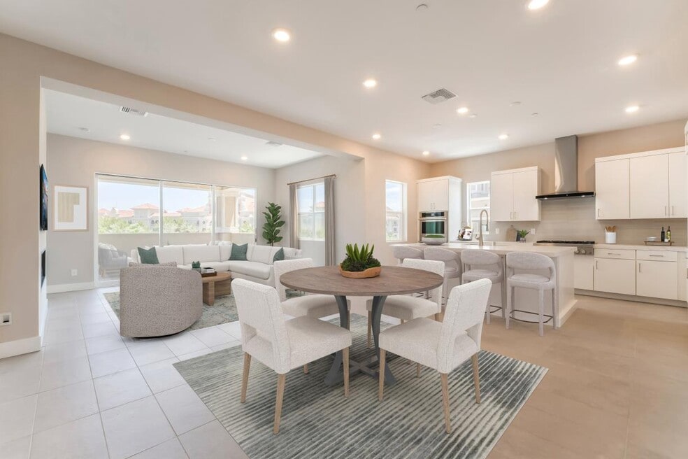 132 Los Cabos Dr unit 302, Las Vegas, NV 89144 - photo 1