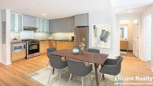 285 Third St unit 325, Cambridge, MA 02142 - photo 2