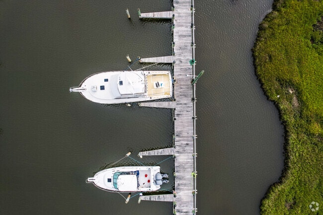 The marina near Greenbackville welcomes boats and bay breezes, showcasing the area’s close connection to Chincoteague Bay.