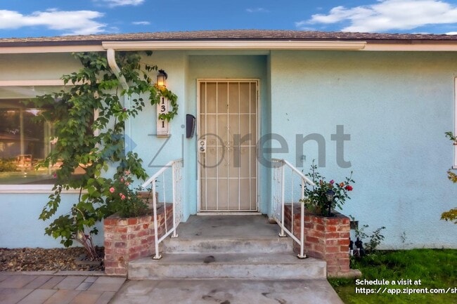 1331 W Yale Ave, Fresno, CA 93705 - photo 4