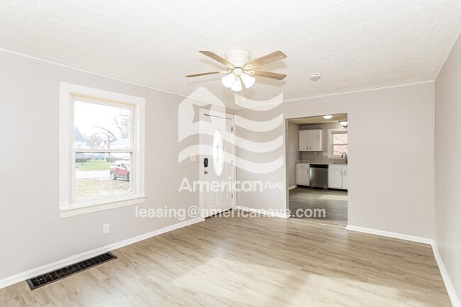 4222 Myrtle Ave, Cincinnati, OH 45236 - photo 4