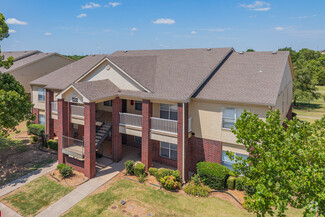 800 SW 19th St, Moore, OK 73160