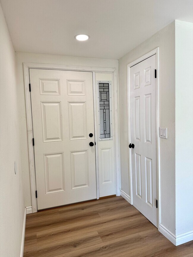 251 E Heather St, Rialto, CA 92376 - photo 7