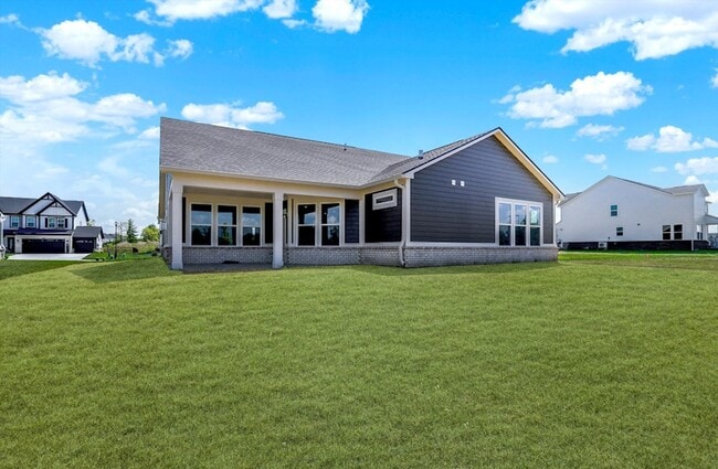 7282 Portico Ln, McCordsville, IN 46055 - photo 2