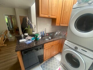 129 Cedar St, Boston, MA 02119