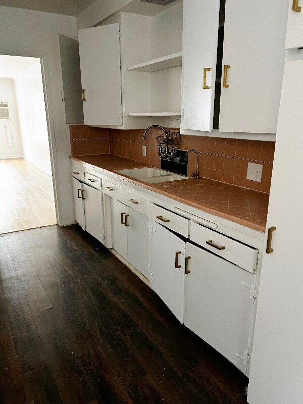 1850 N La Brea Ave unit 5E, West Hollywood, CA 91001 - photo 5