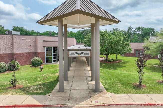 Florence Middle School has an A rating on the website Niche.