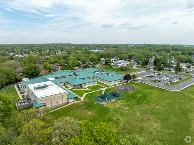 Green Grove Elementary School