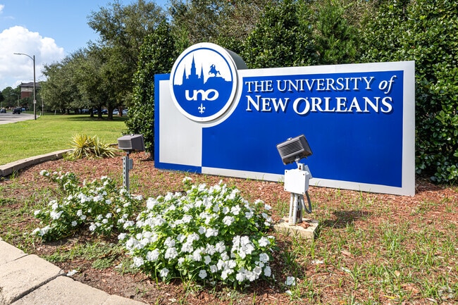 The University of New Orleans is just minutes from Saint Anthony.