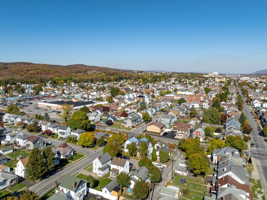 NH_Toy Town_558136_v4_phase2_103024