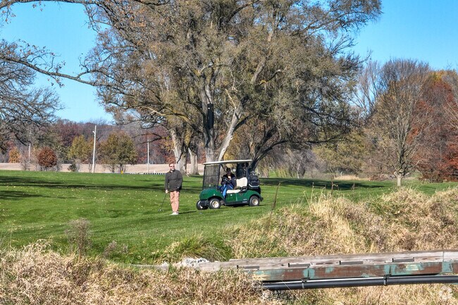 Barkley is close to Curtis Creek Golf Course where residents can enjoy 18 holes of golf.