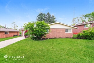 338 Shade Dr, Fairborn, OH 45324