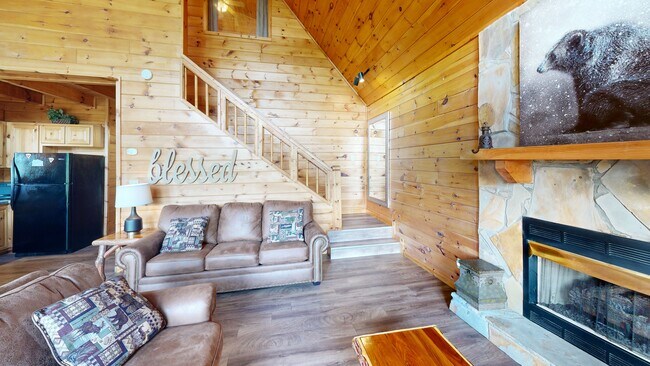 1972 E Mountain View Way, Sevierville, TN 37862 - photo 2