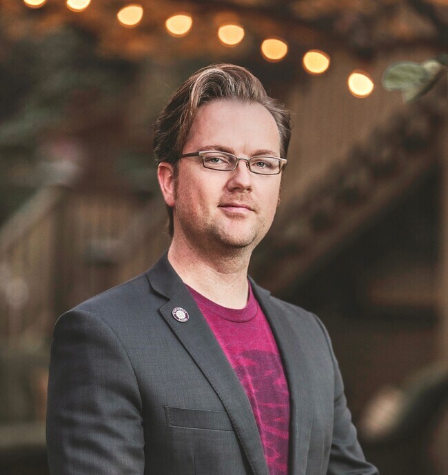 Agent Photo