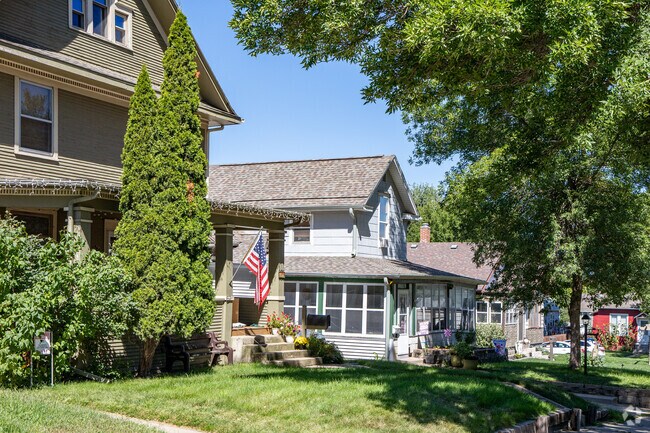 Pettigrew Heights homes enjoy large shade trees throughout the neighborhood.