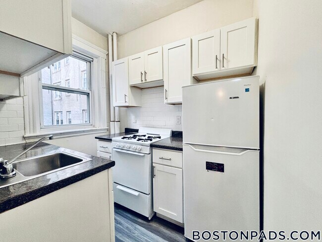 1191 Boylston St unit 3, Boston, MA 02215 - photo 2