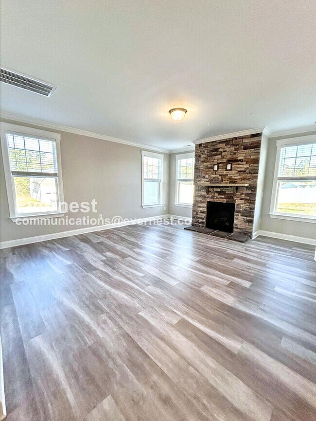 248 Pilot Bluff Dr, King, NC 27021 - photo 4