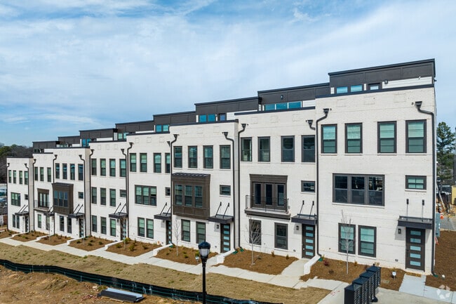 You'll find rows of newly built townhomes in Midtown Atlanta's Loring Park.