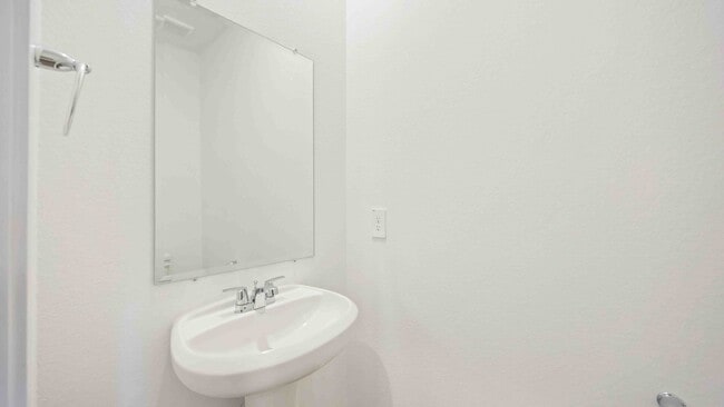 5922 Manning Oaks St, Houston, TX 77091 - photo 4