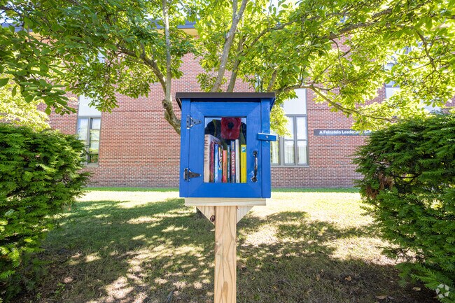 Visit Warwick Veterans Middle School  to see if it's a good fit for you and your family.