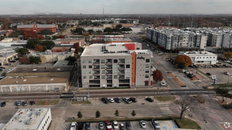 Shelby Residences unit 505, Dallas, TX 75206 - photo 2