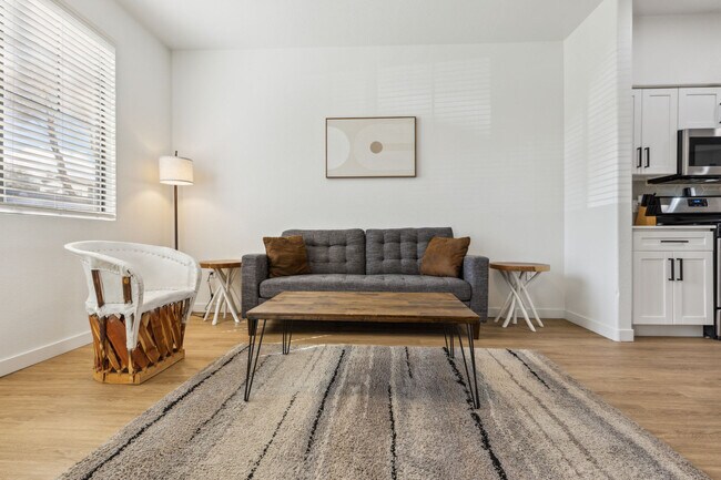 9450 W Cabela Dr unit ID1054662P, Glendale, AZ 85305 - photo 3