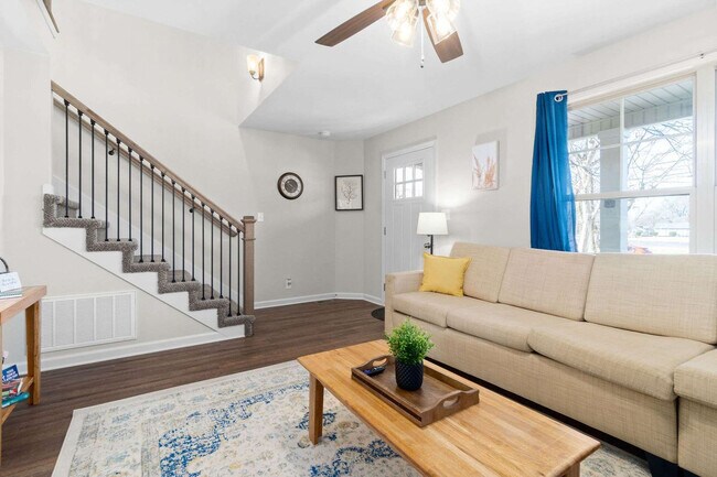 867 Central Ave unit ID1367382P, Clarksville, TN 37040 - photo 4