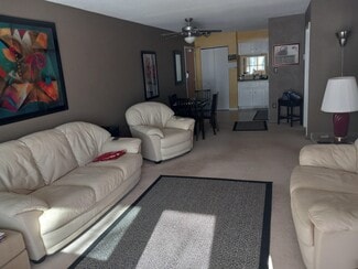 315 Park Lake Blvd Unit 306, Detroit Lakes, MN 56501