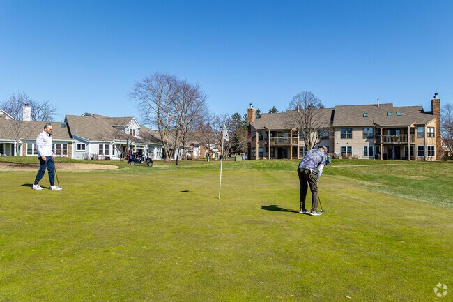Play 18 at the Arboretum Club near The Woodlands of Fiore.
