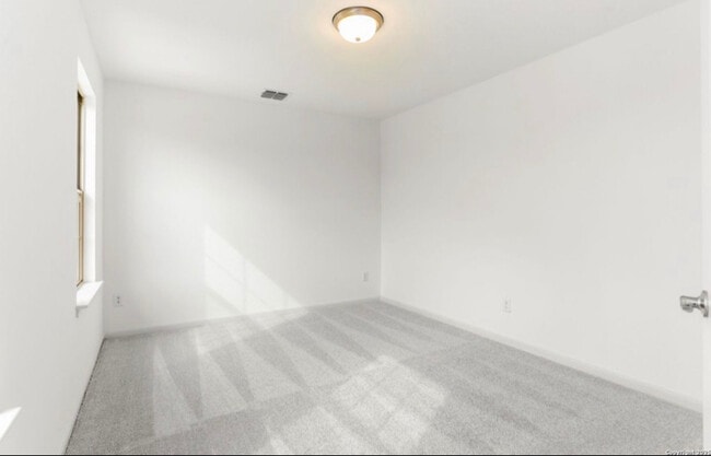 401 W Commerce St, San Antonio, TX 78207 - photo 6