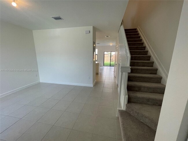 23450 SW 127th Place, Princeton, FL 33032 - photo 2